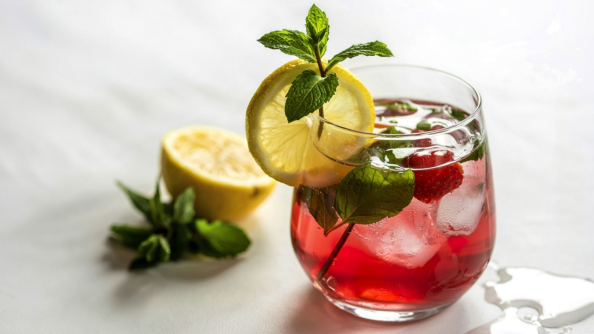 Çilekli Limonata